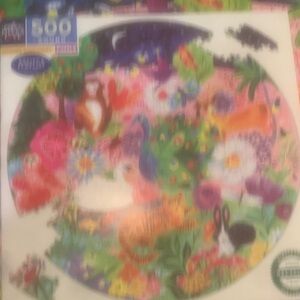 Puzzle by Eeboo. 500cr. Round. Garden Sanctuary
